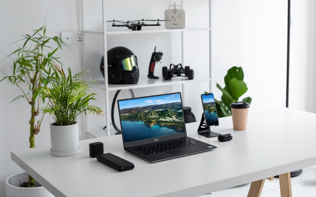 10 desk setup ideas for home office